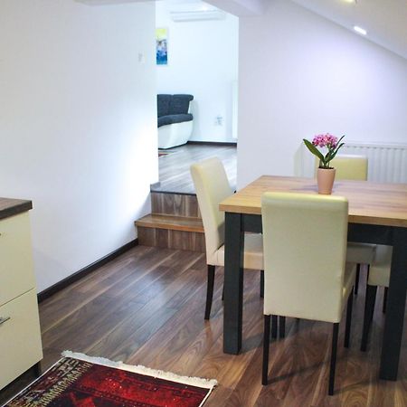 Apartman Nadja&Dani Kulen Vakuf Buitenkant foto