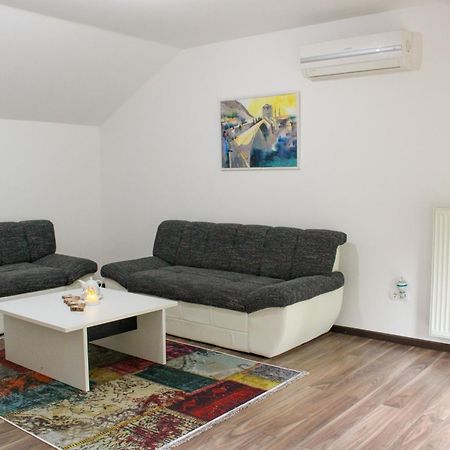 Apartman Nadja&Dani Appartement Kulen Vakuf Buitenkant foto