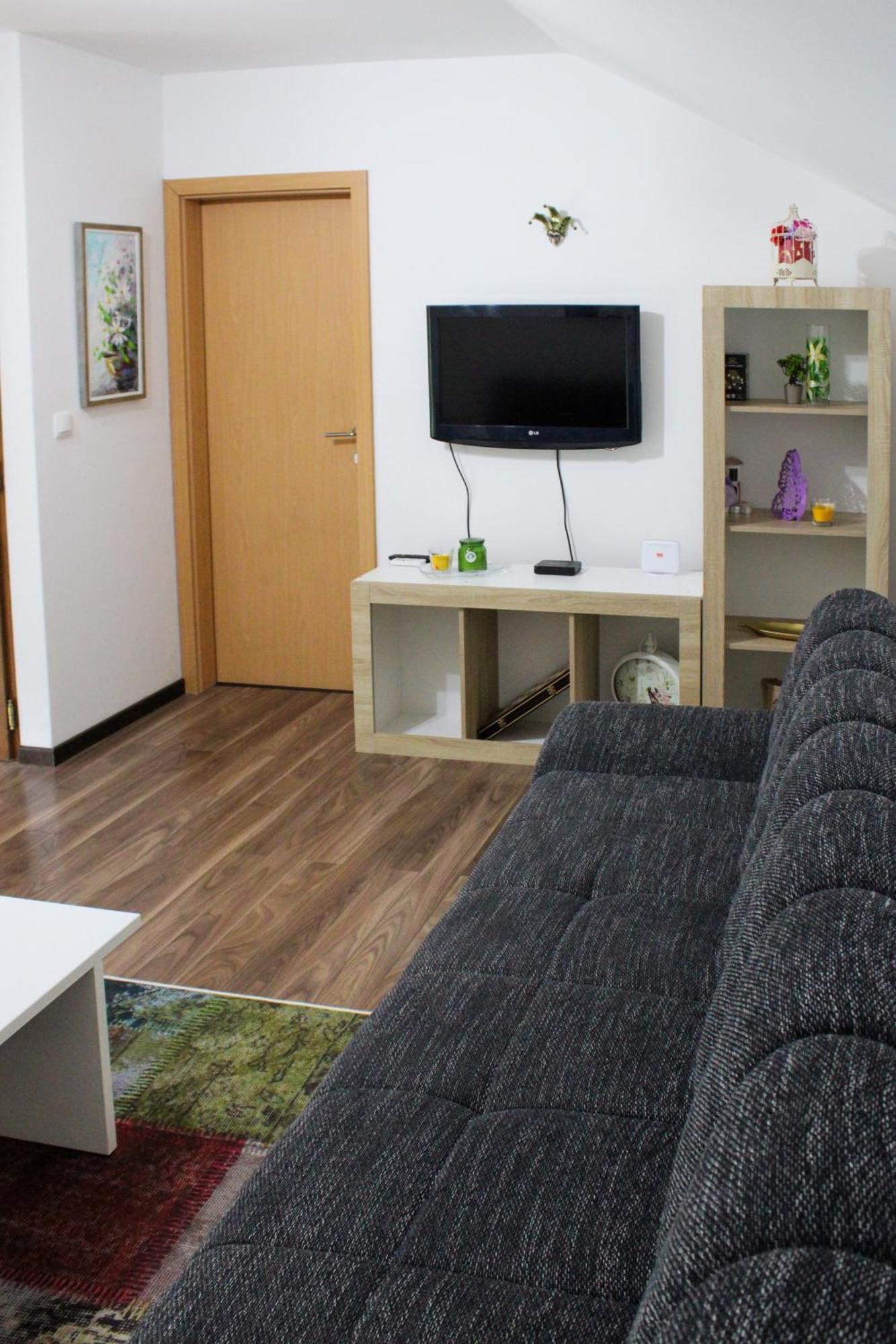 Apartman Nadja&Dani Appartement Kulen Vakuf Buitenkant foto